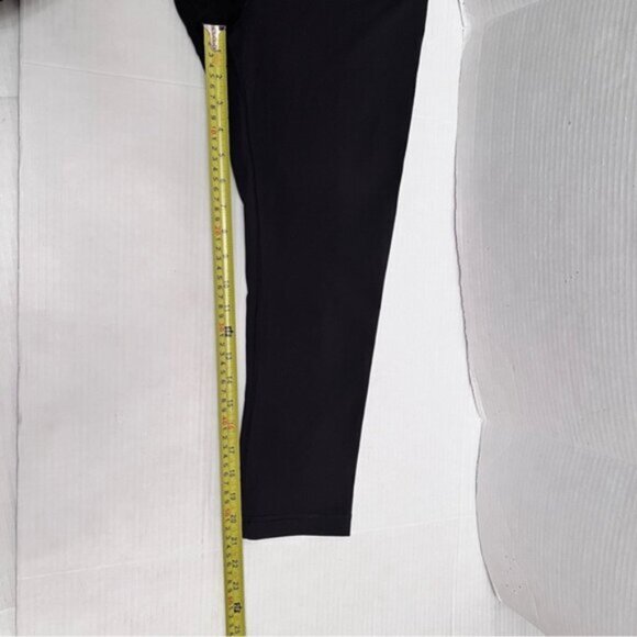 Lululemon Wunder Under Crop (Hi-Rise) *Full-On Luon 21"Black  EUC - Picture 5 of 15